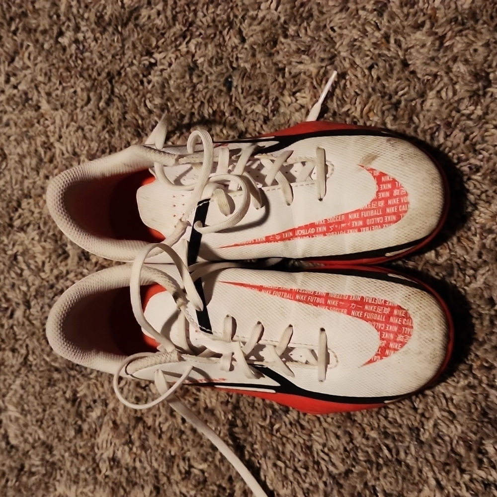 Nike youth soccer cleats